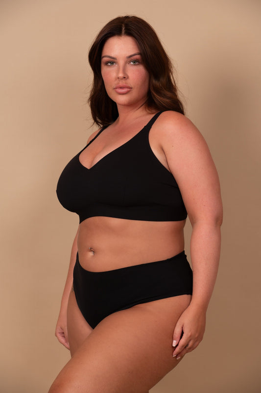 The Class Full Bikini Top black full coverage V-cut adjustable straps buckle closure for fuller breasts