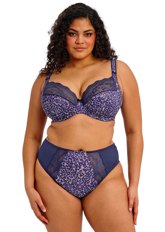 curvy woman wearing a blue purple bra with print