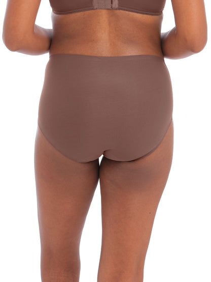 woman wearing an invisible high waist stretch brief in coffee roast color