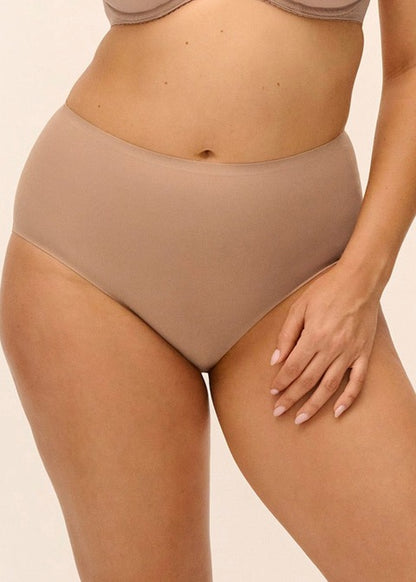 high waist invisible brief beige