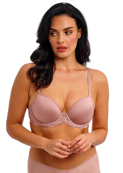 woman wearing a t-shirt bra in Rosewood